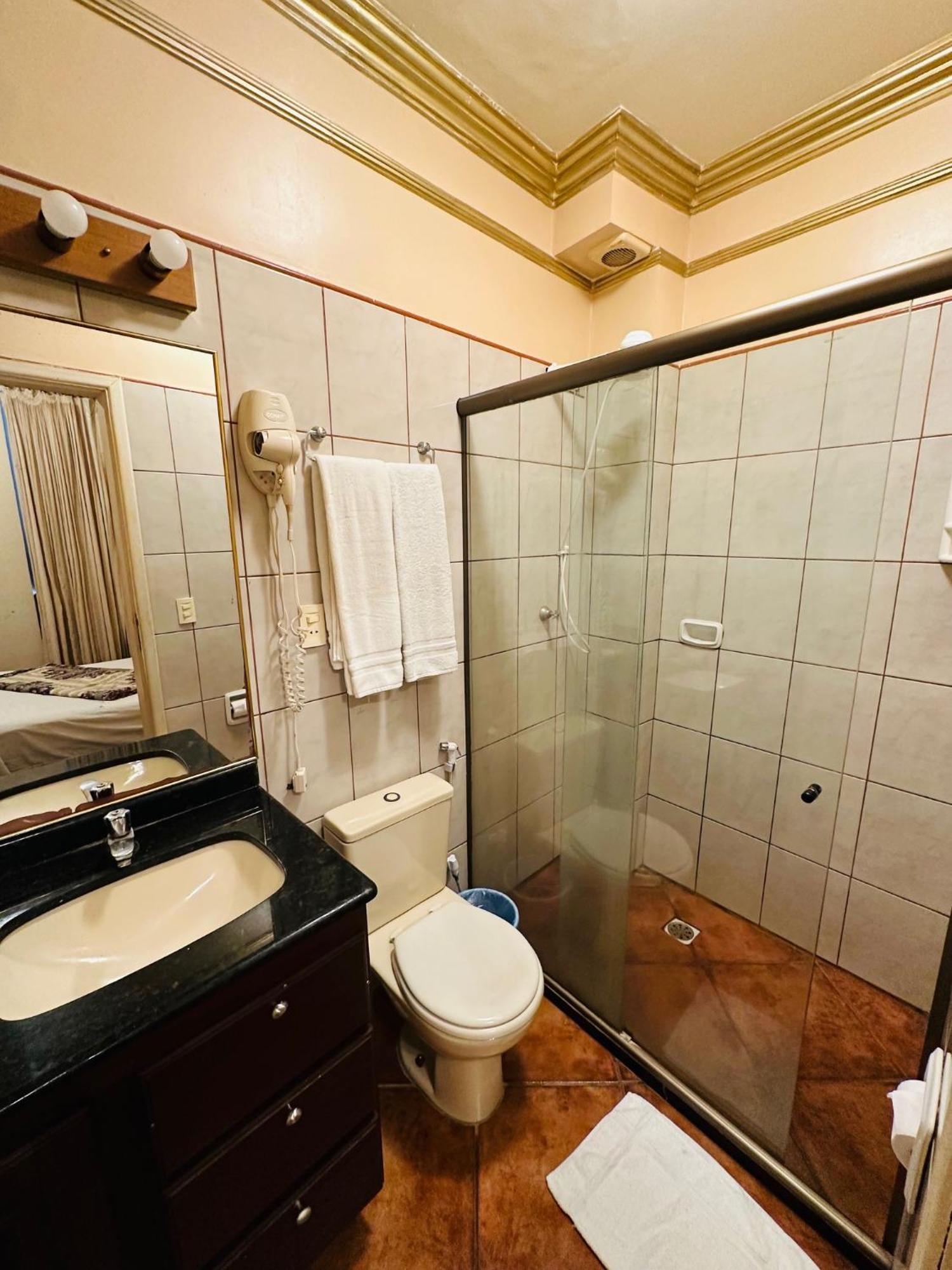 Quarto Standard com 2 Camas de Solteiro